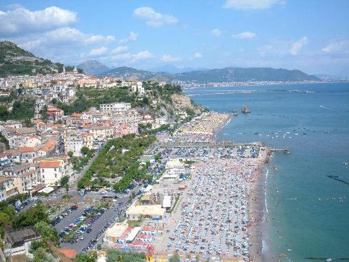 Appartamento bb Al Centro Di Vietri Esterno foto