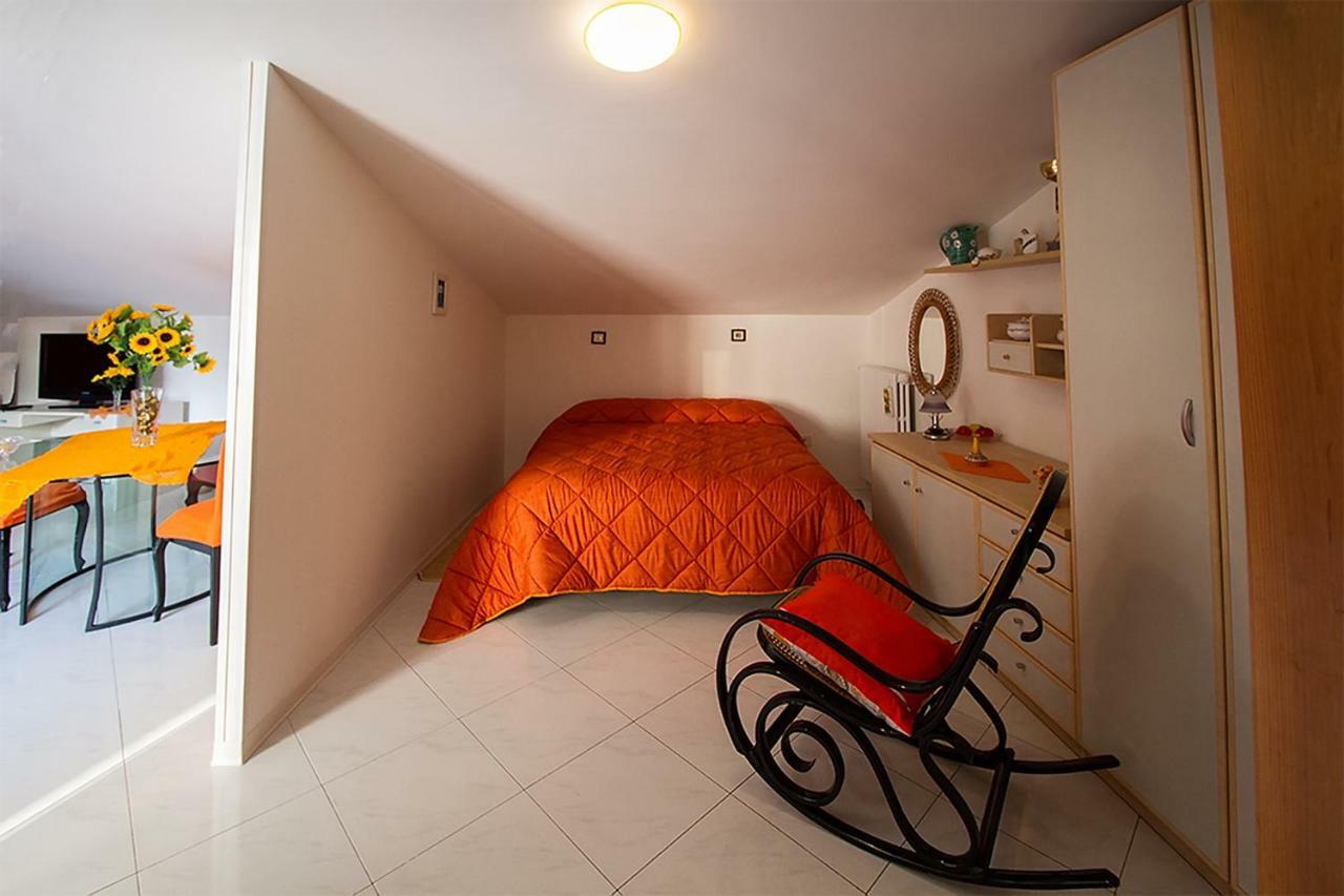 Appartamento bb Al Centro Di Vietri Esterno foto